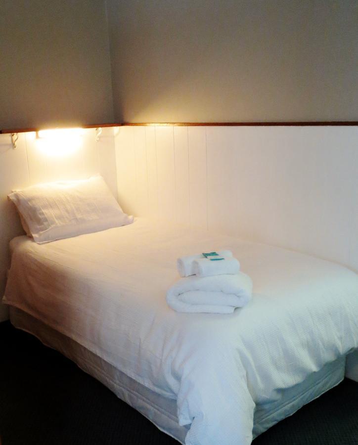 Stansbury Holiday Motel Εξωτερικό φωτογραφία