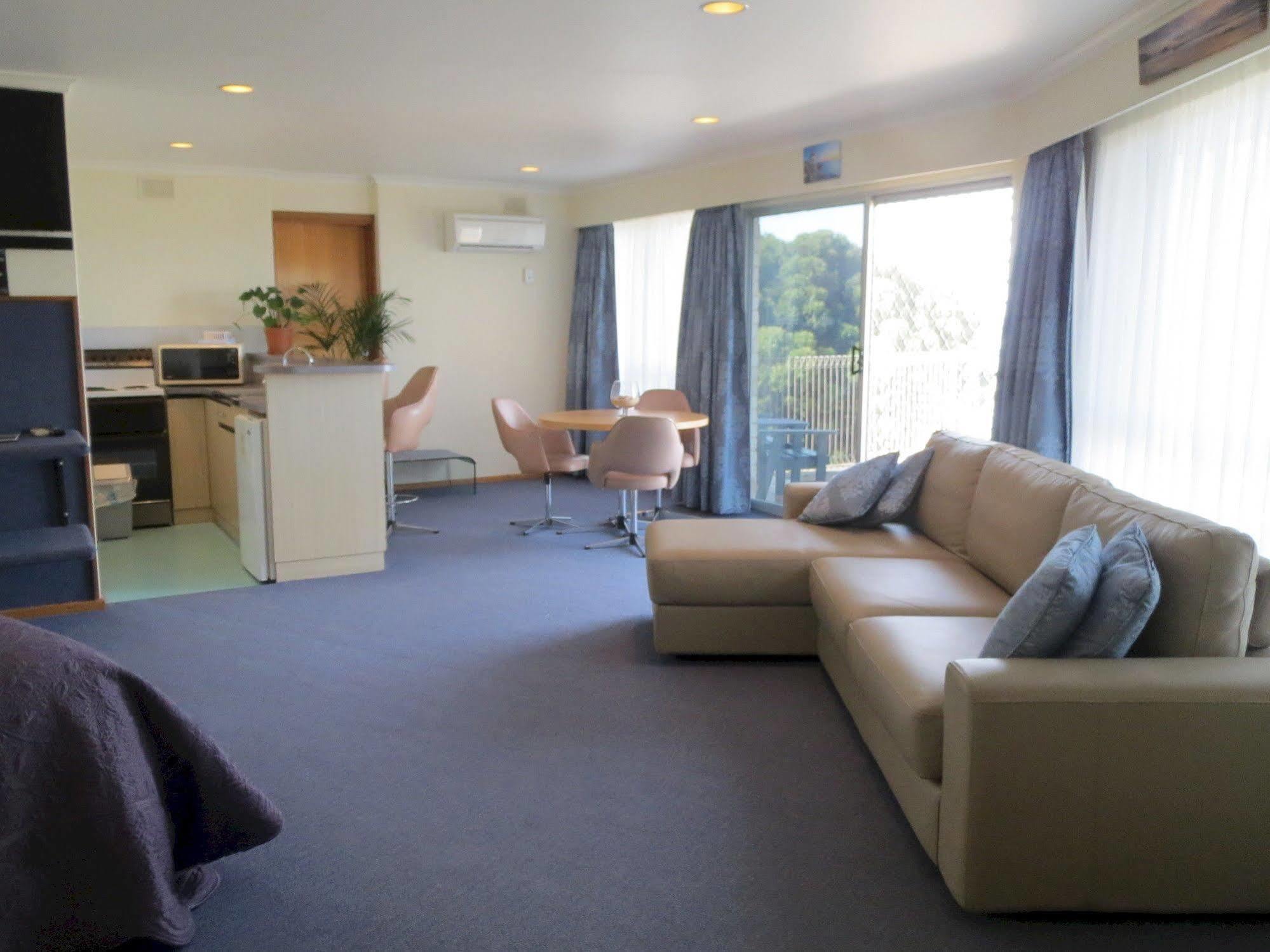 Stansbury Holiday Motel Εξωτερικό φωτογραφία